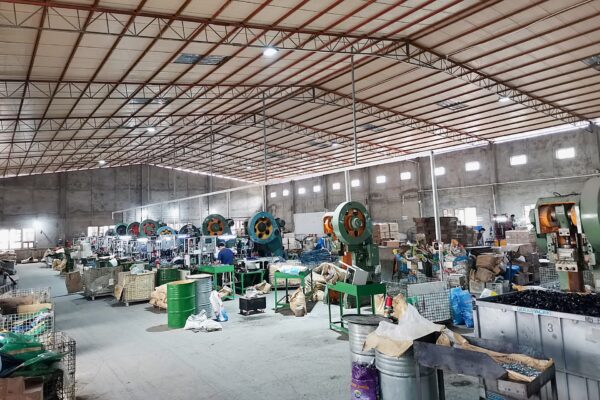 20683807313 826595093